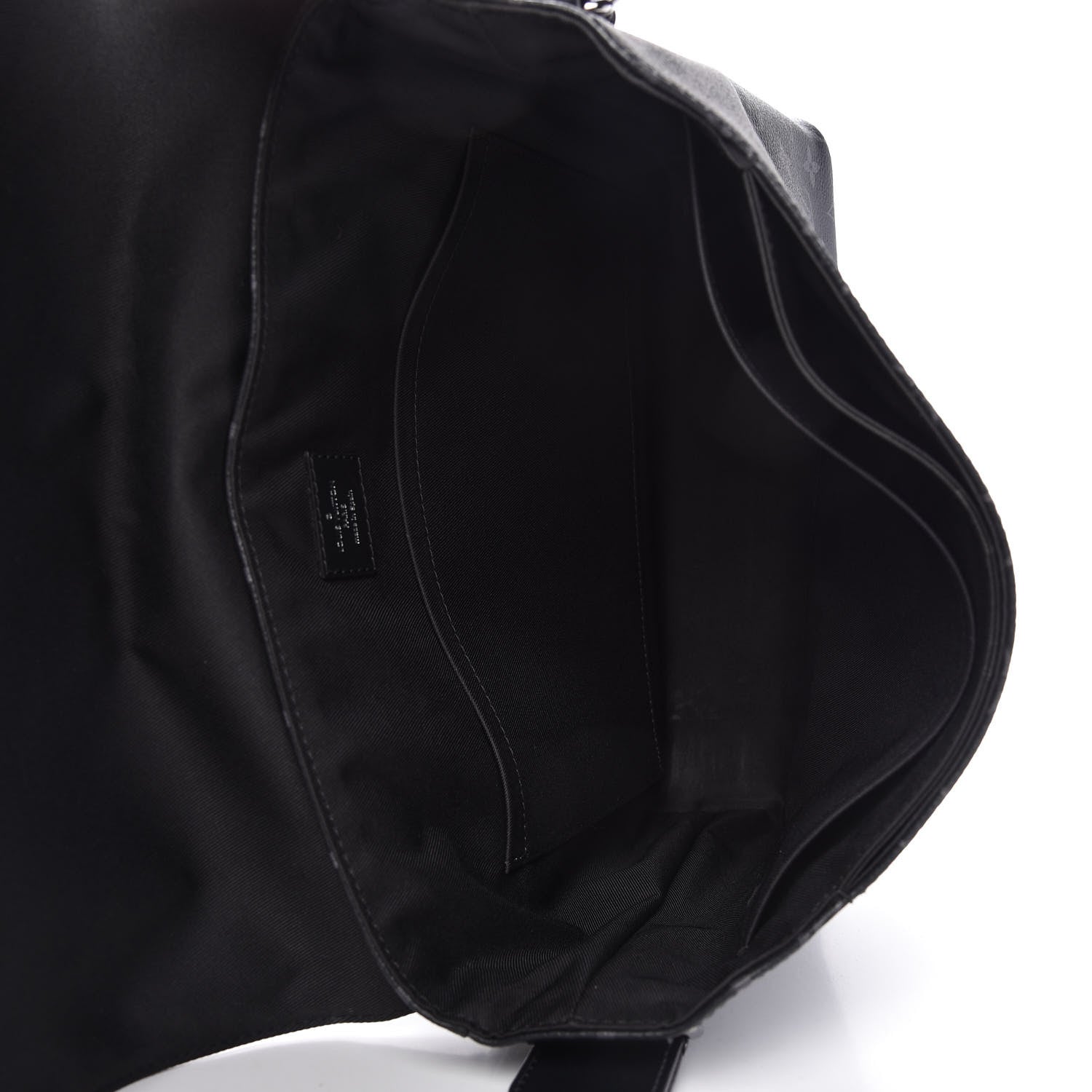 Louis Vuitton Monogram Eclipse District MM 5 of 10