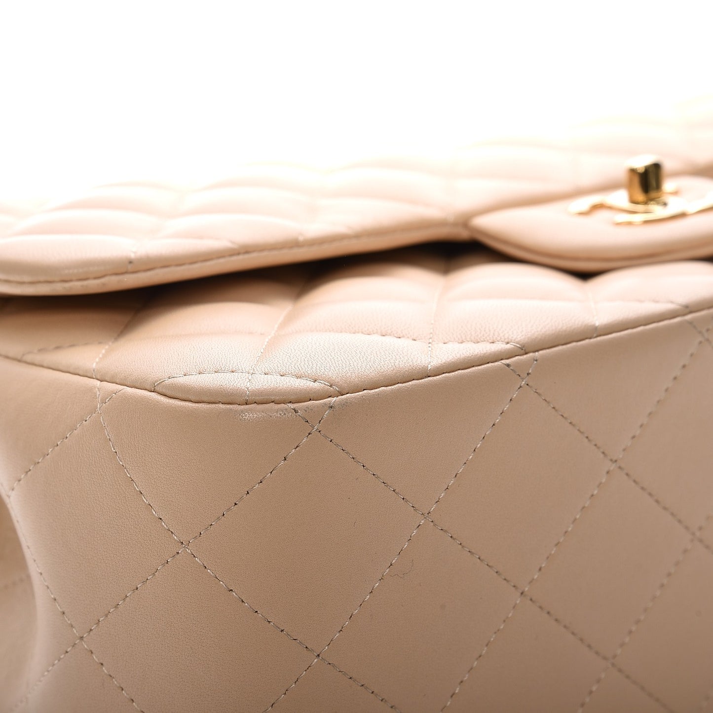 Lambskin Quilted Jumbo Double Flap Beige Clair