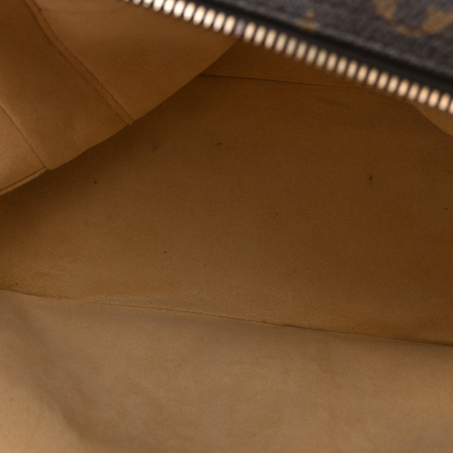 Louis Vuitton Monogram Manhattan PM 5 of 10
