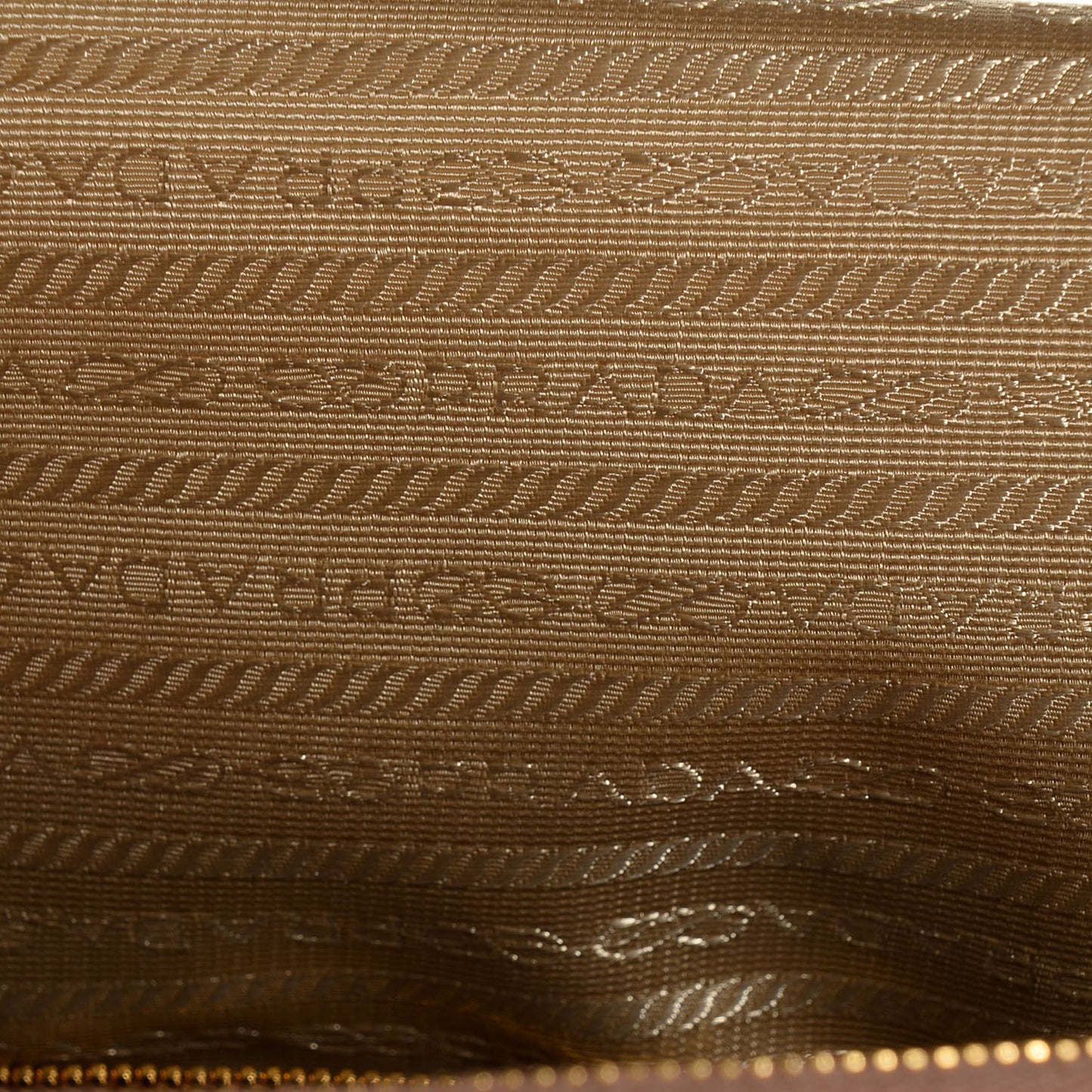 Saffiano Large Galleria Double Zip Tote Cammeo