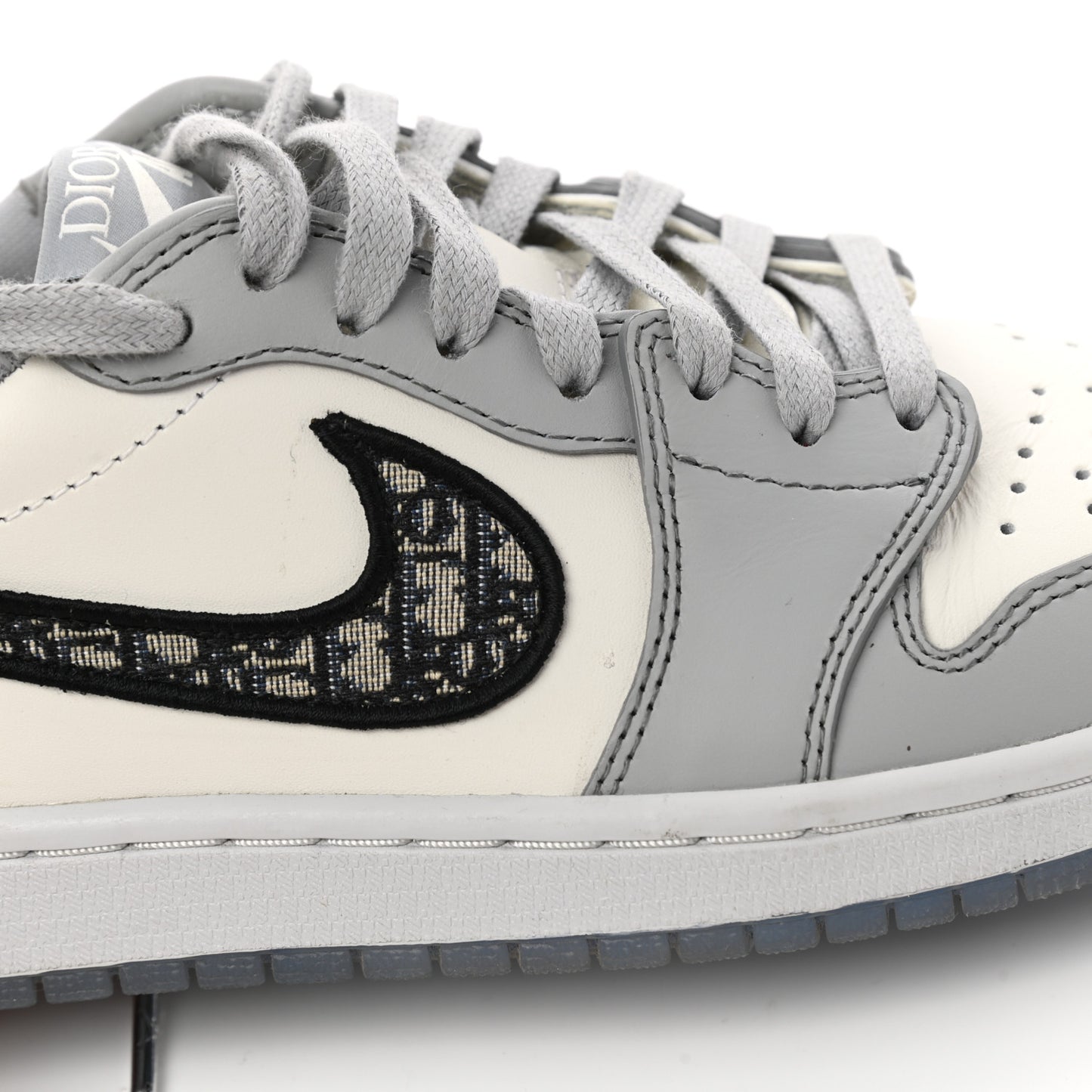 X NIKE AIR JORDAN Calfskin Mens Oblique Low Sneakers 39 Beige White