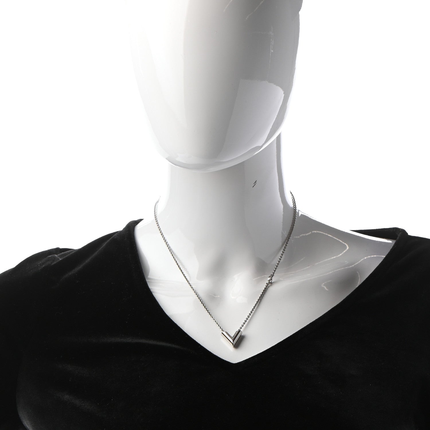 Louis Vuitton Metal Essential V Supple Necklace Silver 2 of 6