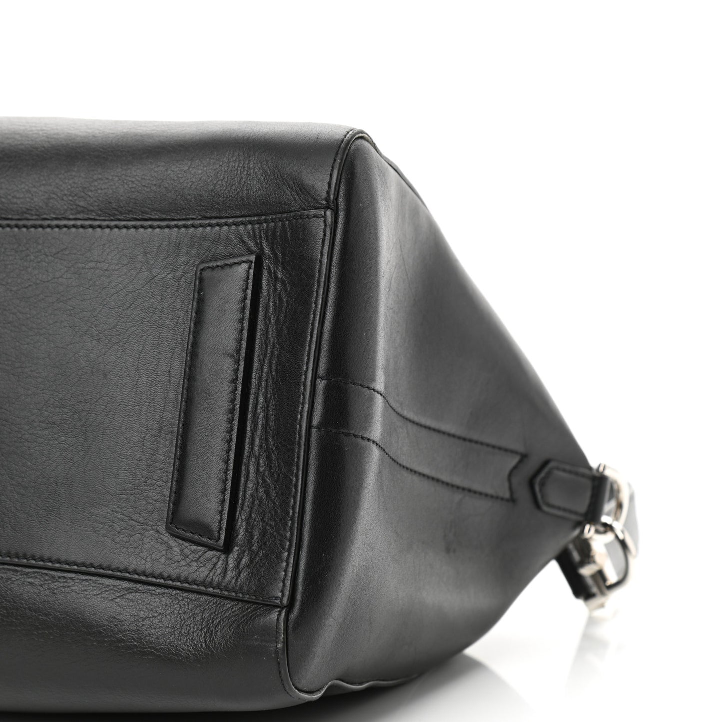 Calfskin 3D Stud Medium Antigona Black