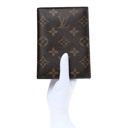 Louis Vuitton Monogram Passport Cover 2 of 9