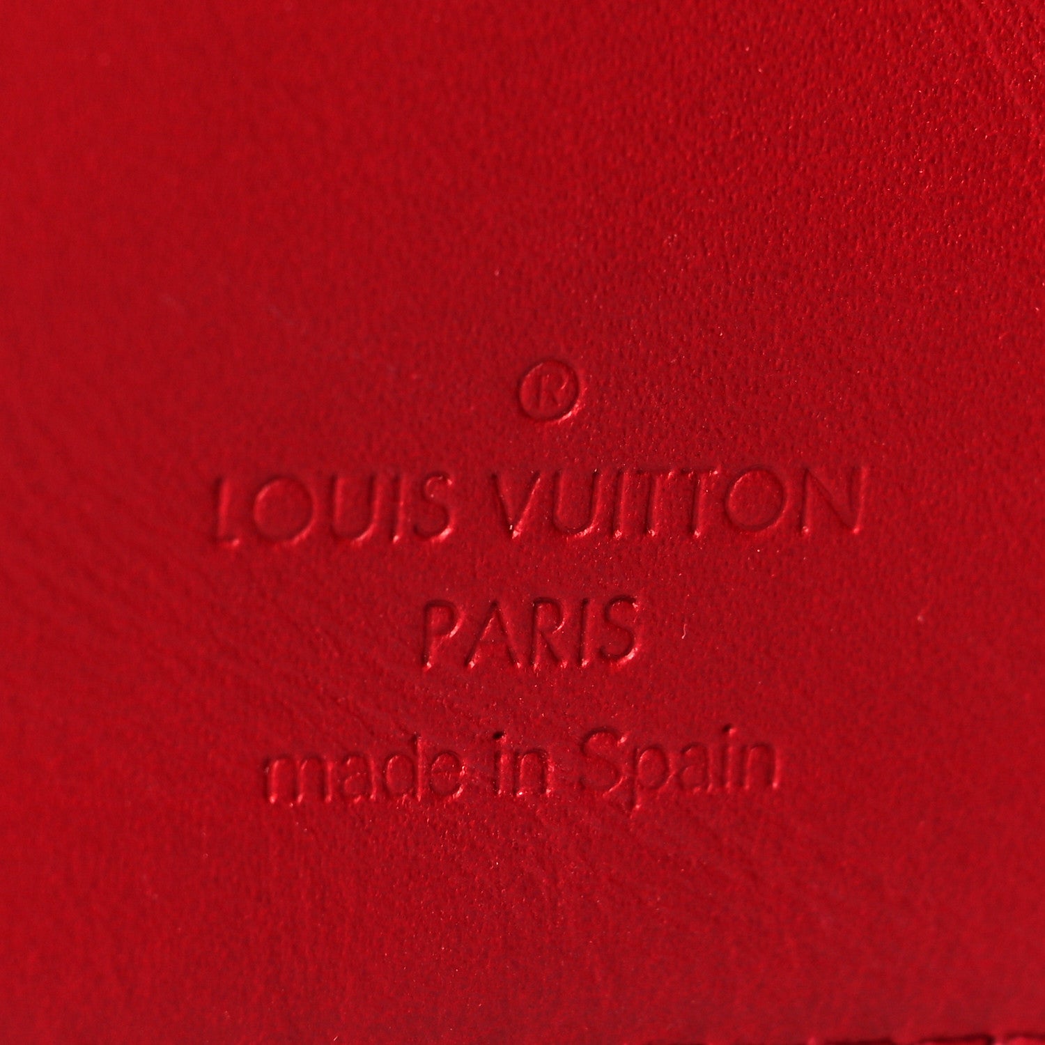 Louis Vuitton Vernis Small Ring Agenda Cover Pomme D'Amour 6 of 10