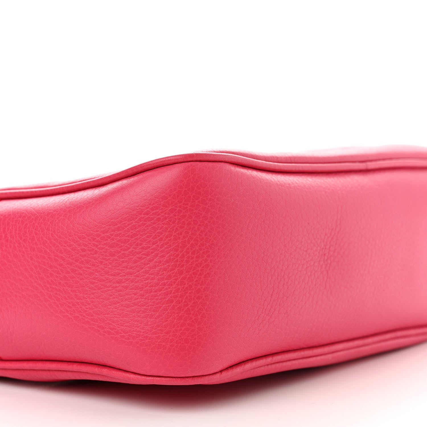 Gucci Pebbled Calfskin Small Soho Disco Bag Pink 10 of 11