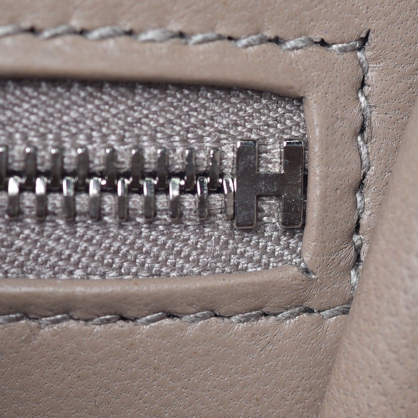 Epsom Constance 24 Gris Asphalte