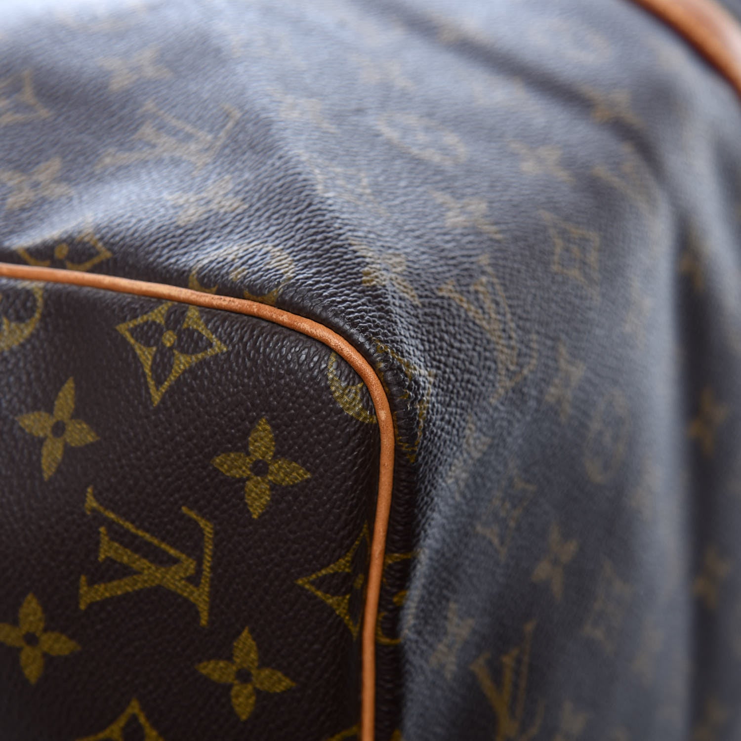 Louis Vuitton Monogram Keepall Bandouliere 55 20 of 27