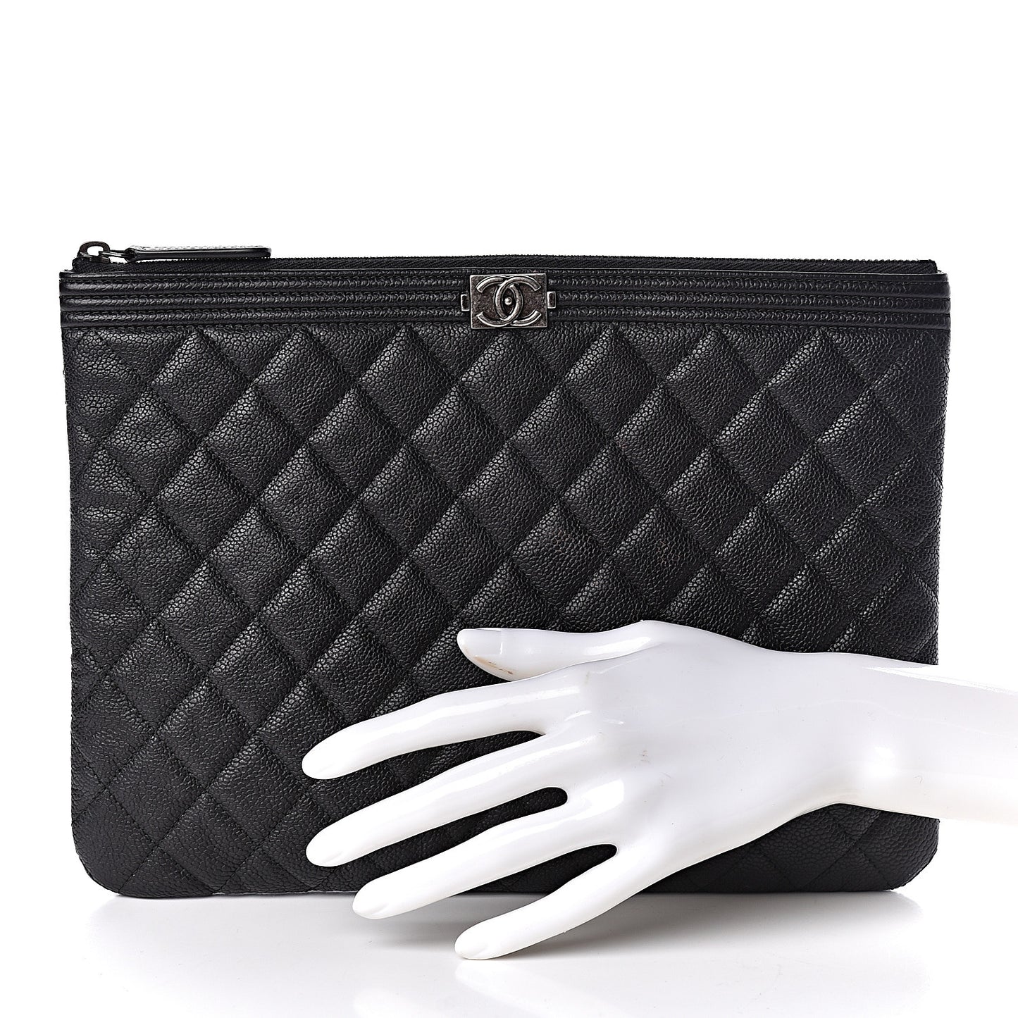 Caviar Quilted Medium Boy Cosmetic Case Black