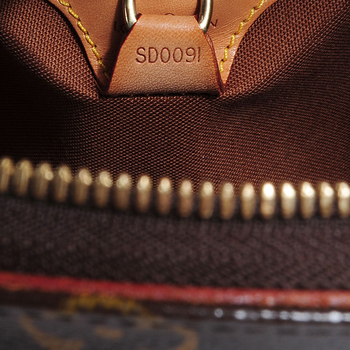 Louis Vuitton Monogram Ellipse PM 7 of 7