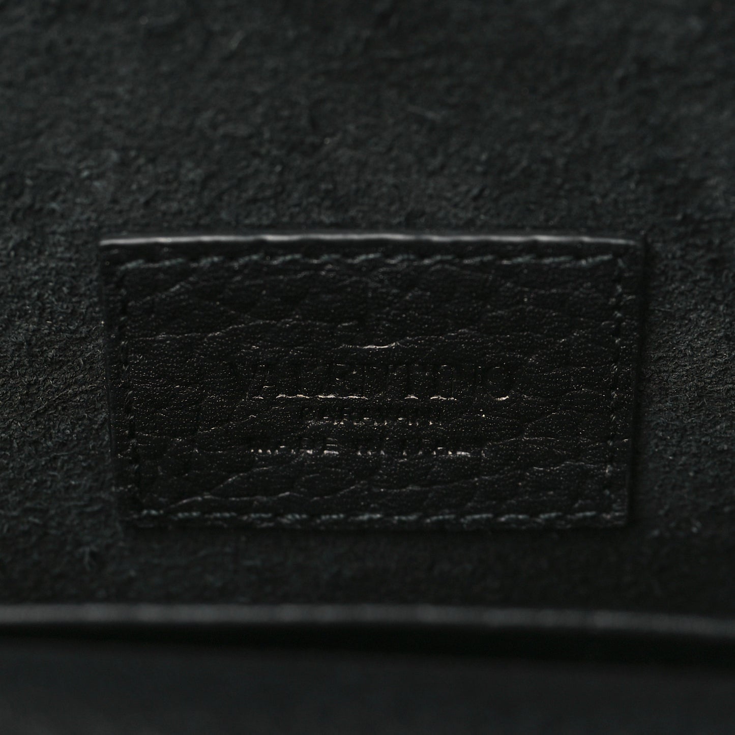 Pebbled Calfskin Rockstud Envelope Wallet on Chain Black