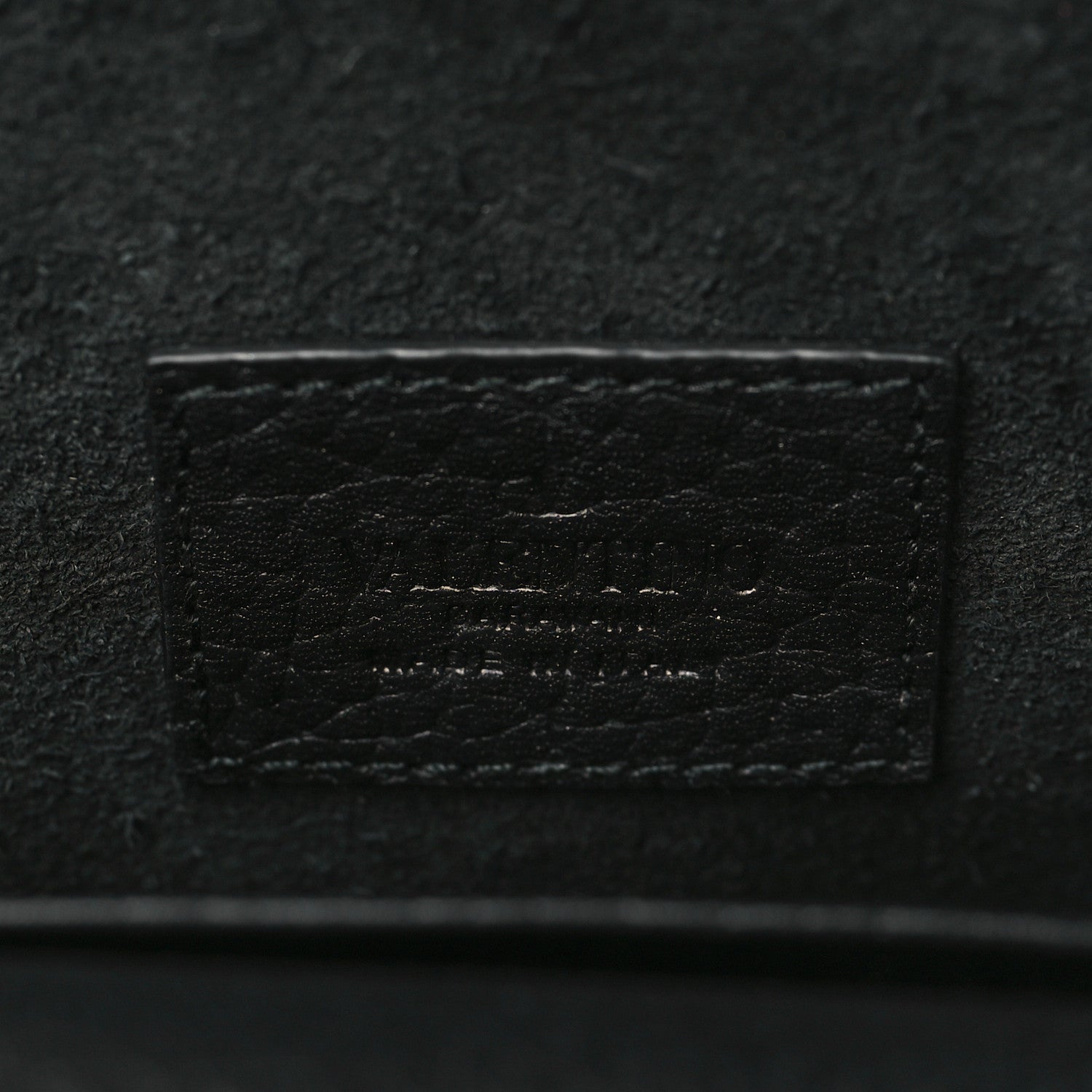 Valentino Garavani Pebbled Calfskin Rockstud Envelope Wallet on Chain Black 6 of 8
