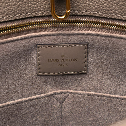 Louis Vuitton Empreinte Monogram Giant Onthego MM Tourterelle 8 of 9