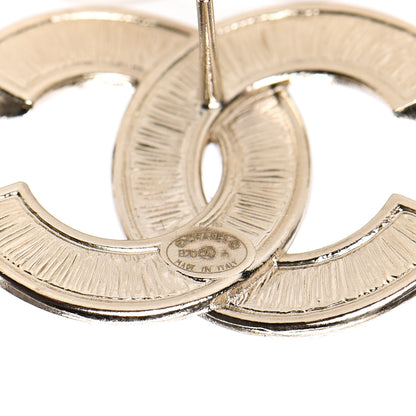 Chanel Pearl Crystal CC Earrings Gold 4 of 5