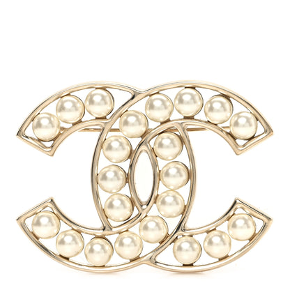Chanel Pearl CC Brooch Light Gold 1 of 4