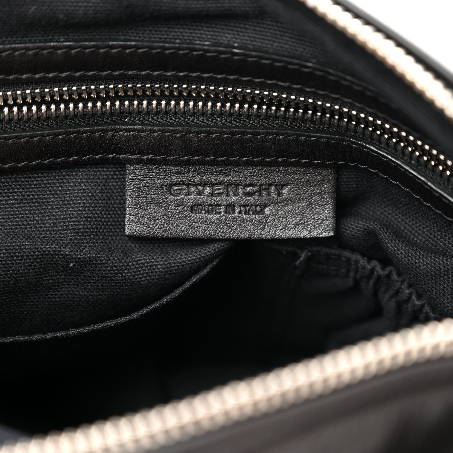 Givenchy Pebbled Calfskin Medium Pyramid Stud Pandora Black 7 of 11