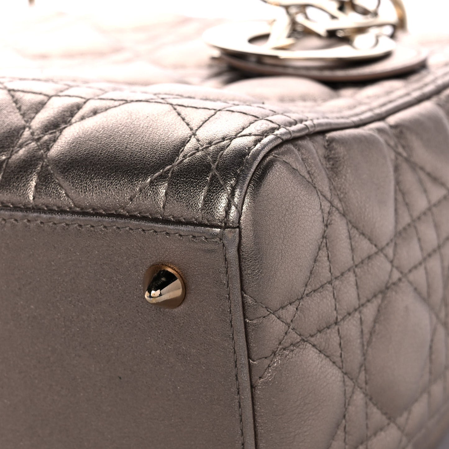 Metallic Calfskin Cannage Medium Lady Dior Gold