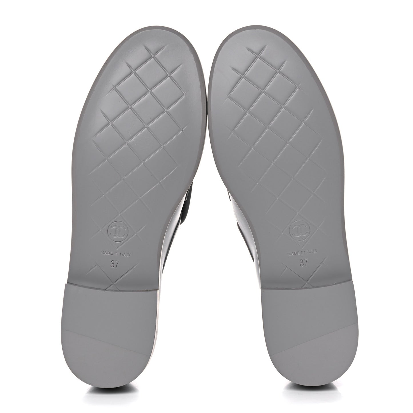 Lambskin Quilted CC Turnlock Loafers 37 Grey