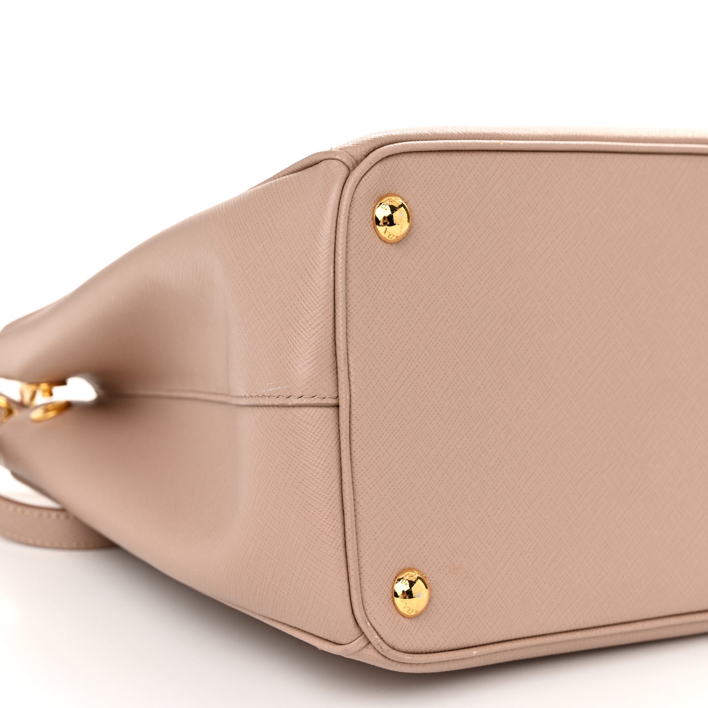 Saffiano Medium Galleria Double Zip Tote Cammeo