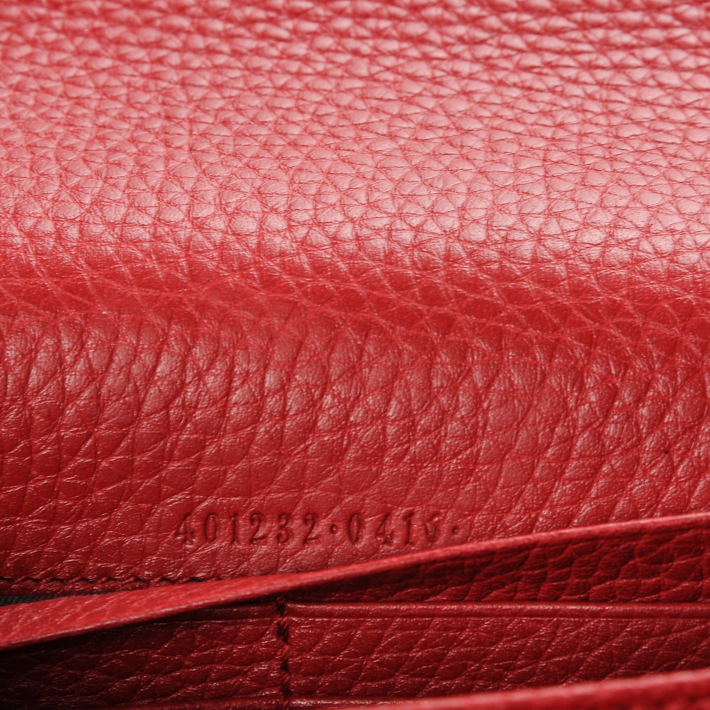 Calfskin GG Marmont Chain Wallet Vulcanic Red