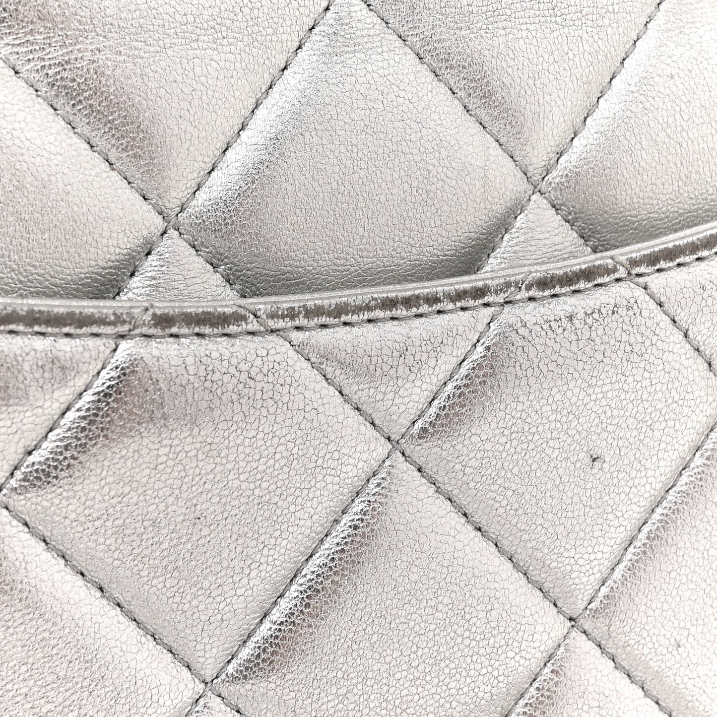 Metallic Lambskin Quilted Small Trendy CC Flap Dual Handle Bag Silver
