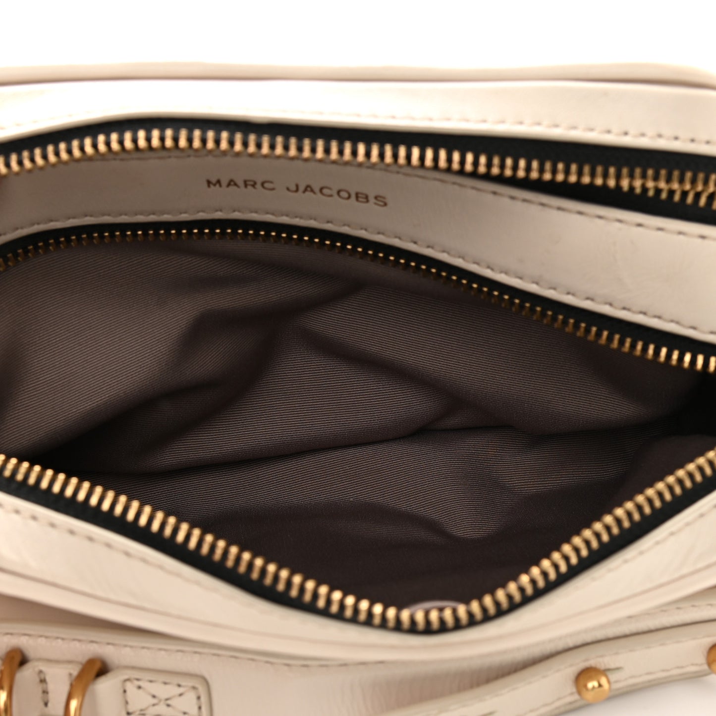 Calfskin Quilted The Softshot 21 Bag Ivory