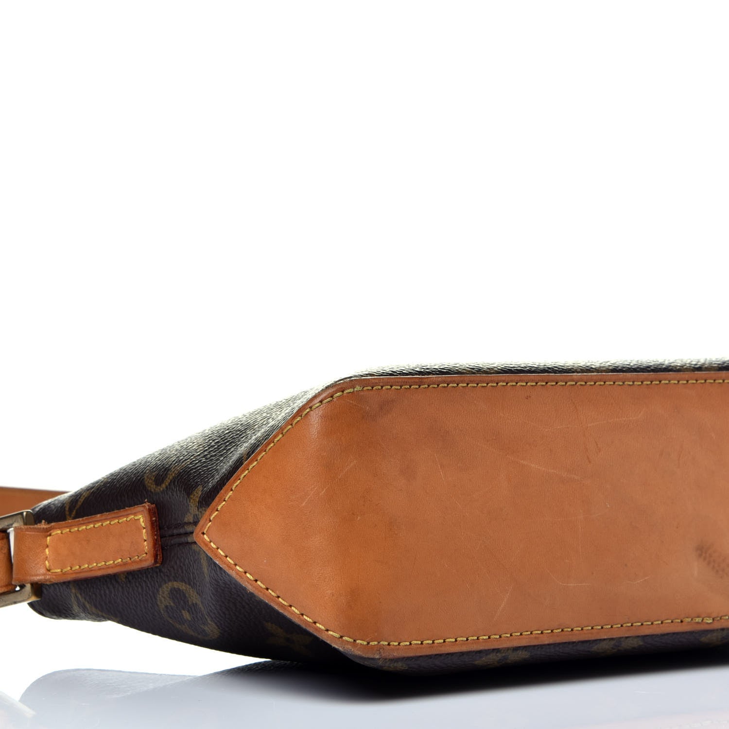 Louis Vuitton Monogram Trotteur 8 of 9