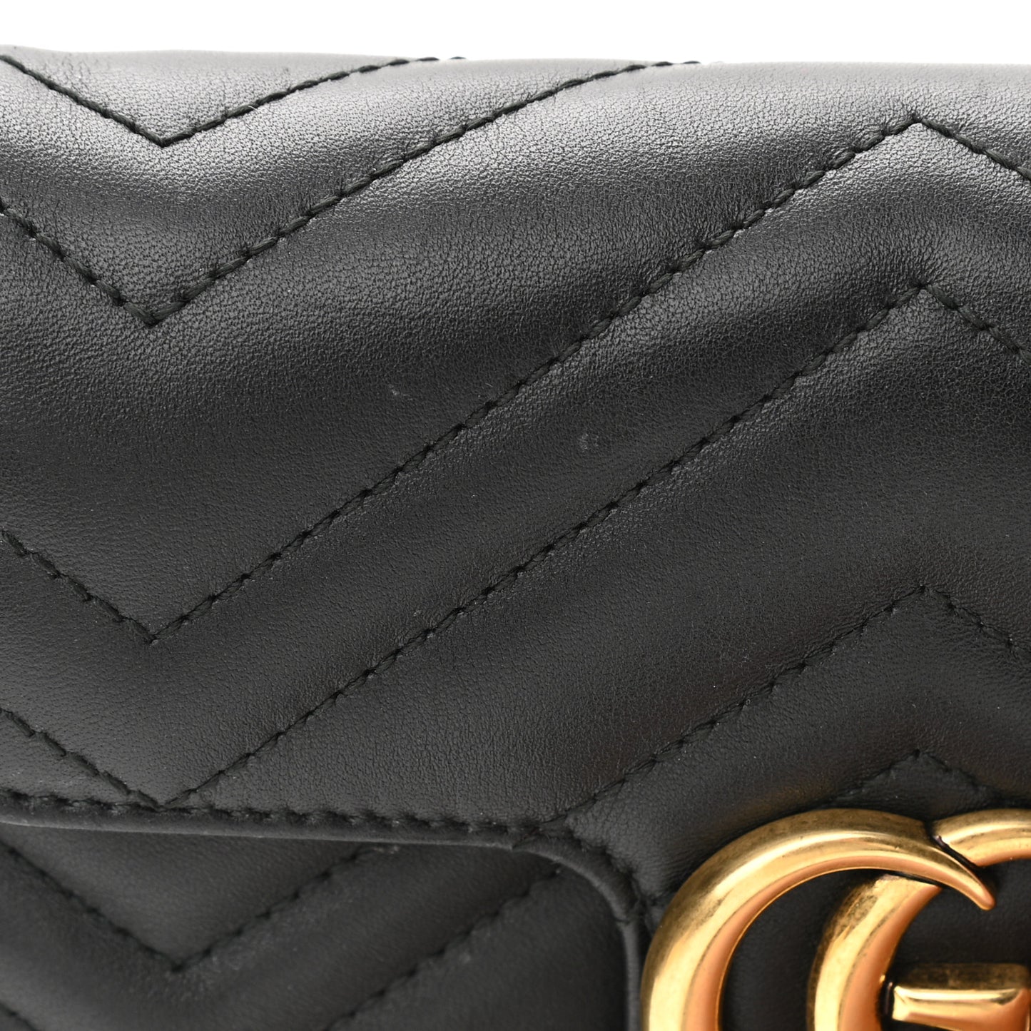 Calfskin Matelasse Super Mini GG Marmont Shoulder Bag Black