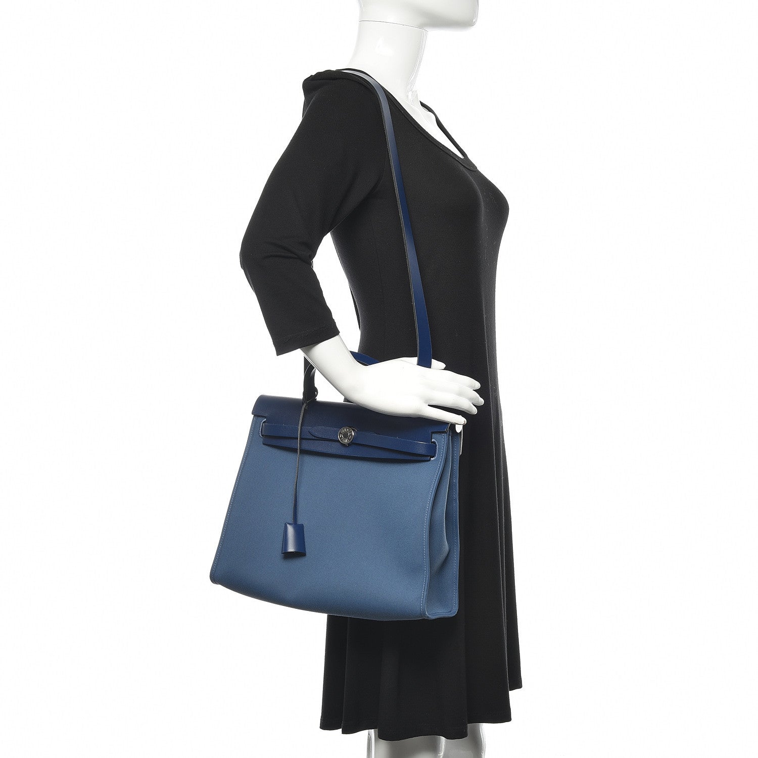 Hermes Vache Hunter Toile Herbag Zip 31 PM Bleu Brighton Bleu Saphir 2 of 12
