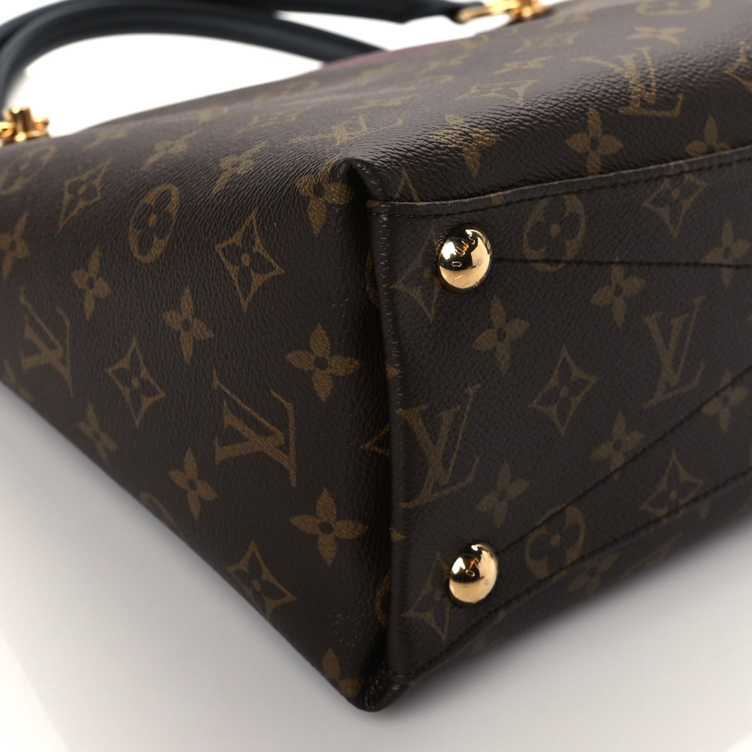 Louis Vuitton Monogram V Tote MM Bordeaux 8 of 9