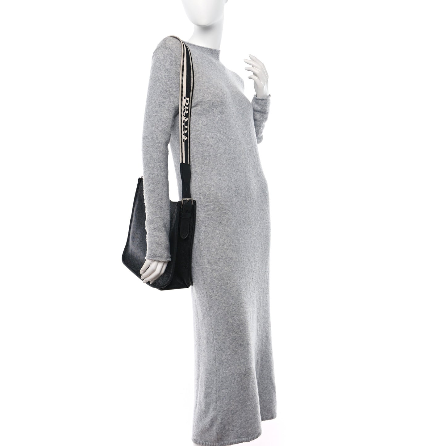 Vitello Daino Soft Hobo Messenger Bag Black