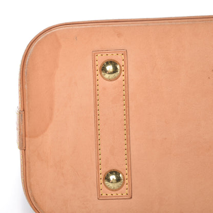 Louis Vuitton Monogram Alma PM 16 of 20