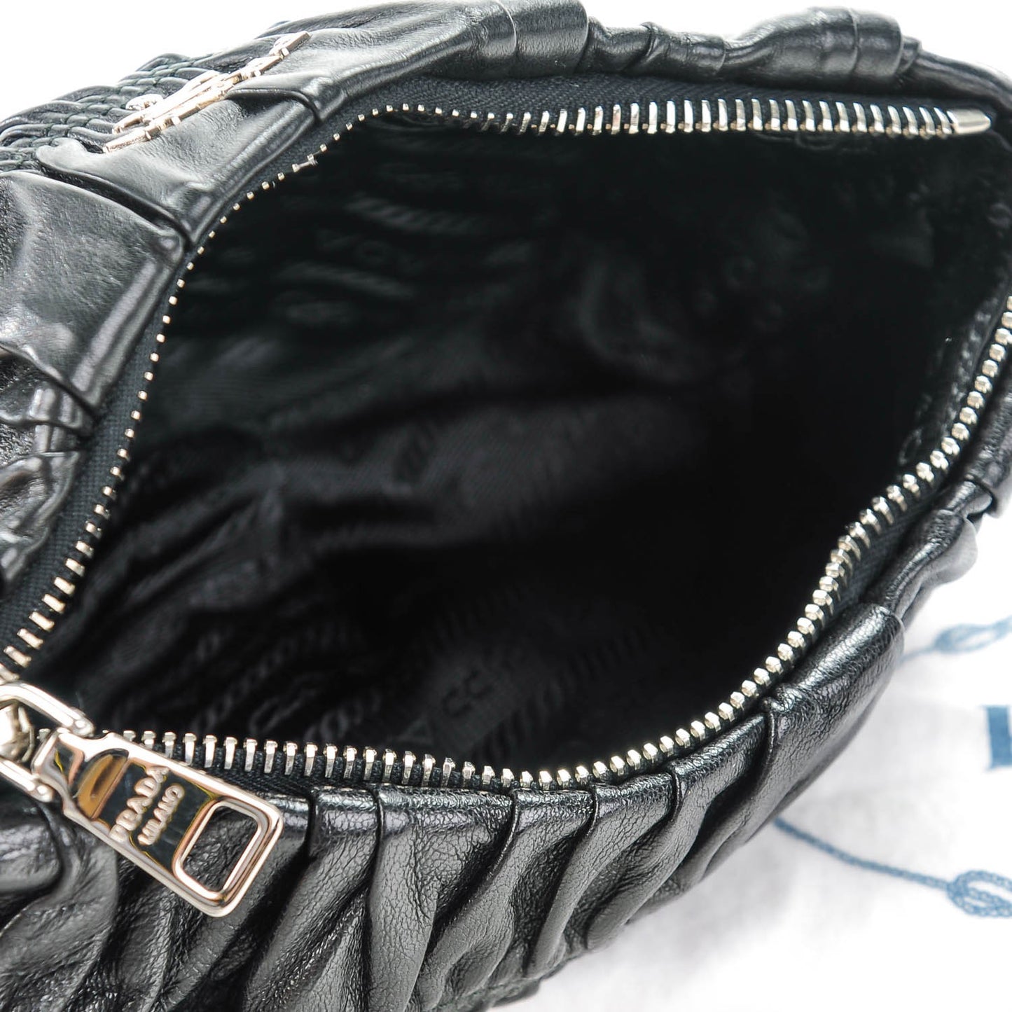 Nappa Gaufre Wristlet Clutch Nero Black