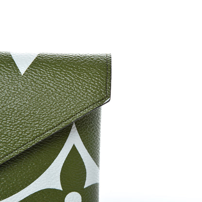 Louis Vuitton Monogram Giant Kirigami Pochette Set 7 of 8