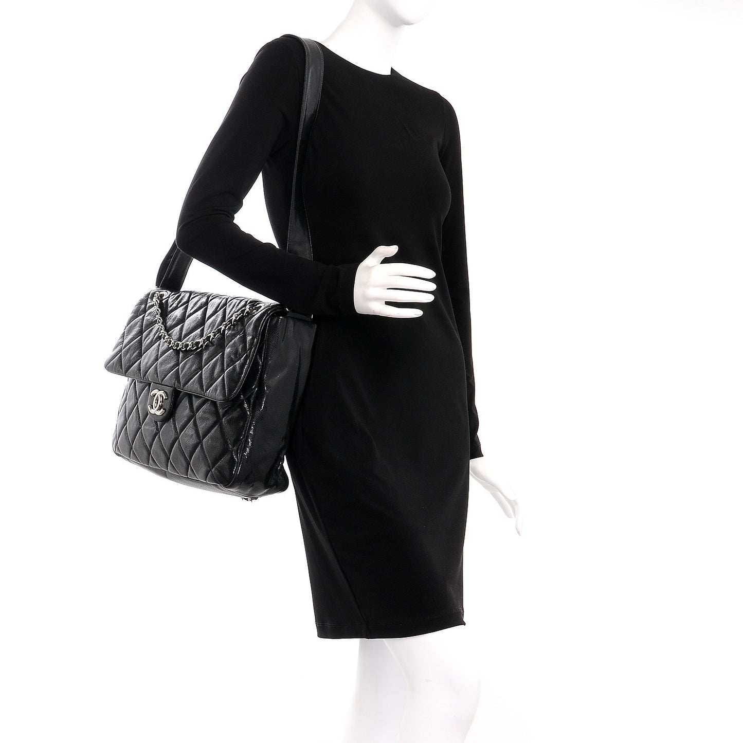 Glazed Caviar Large Nature Flap Bag Black