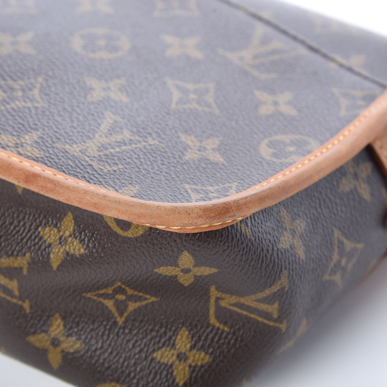 Louis Vuitton Monogram Sologne 14 of 20