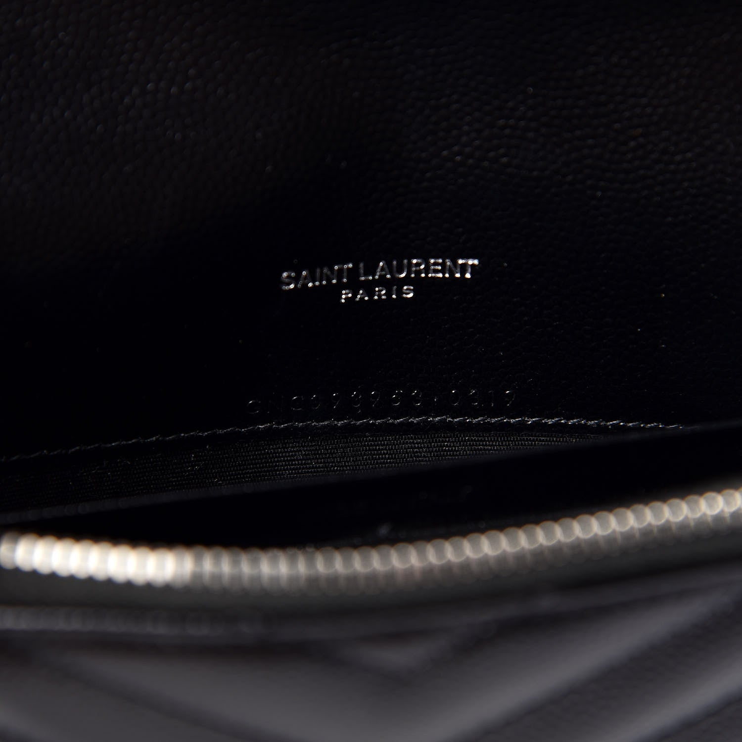 Saint Laurent Grain De Poudre Matelasse Chevron Monogram Envelope Chain Wallet Black 8 of 9