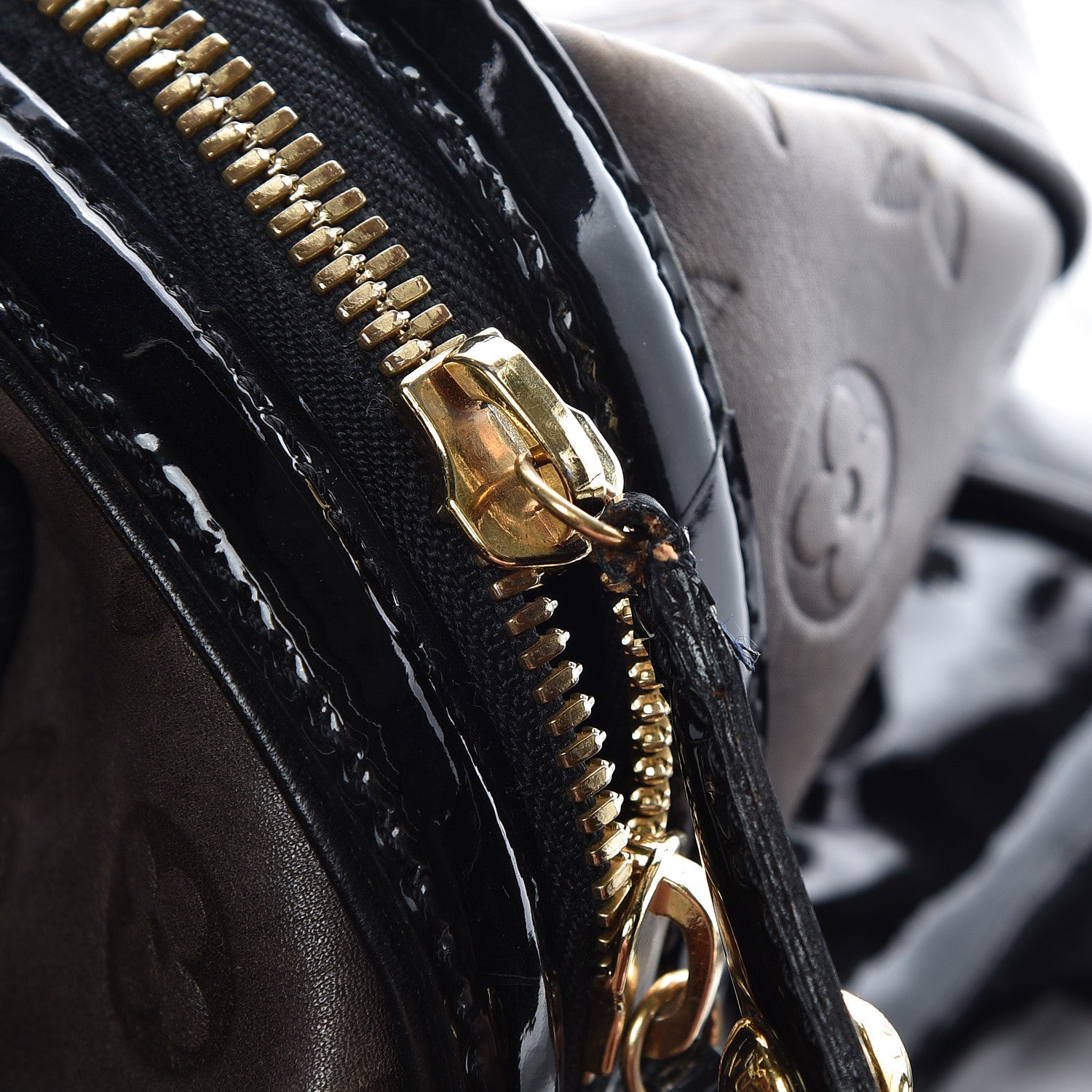 Louis Vuitton Cuir Patent Embossed Monogram Stephen Bag Grey 14 of 24