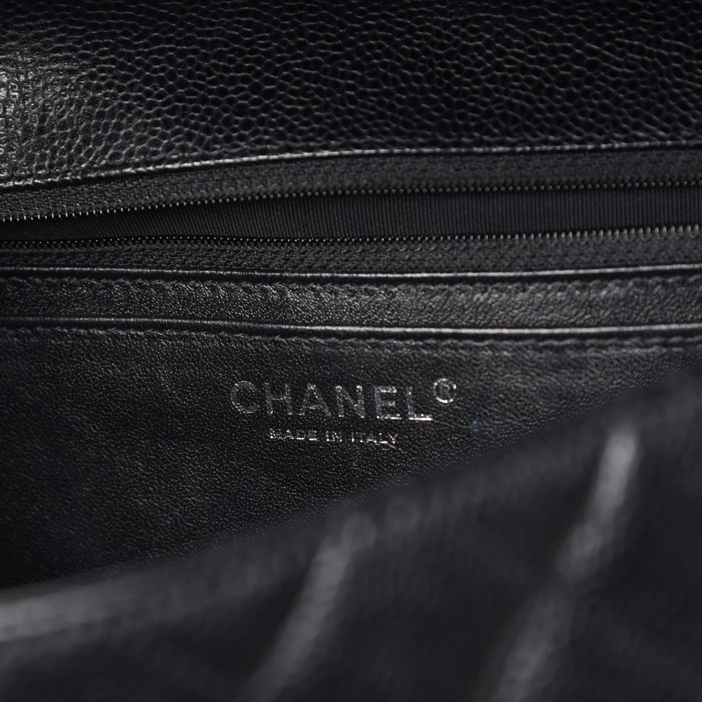 Caviar Quilted Maxi Single Flap Black