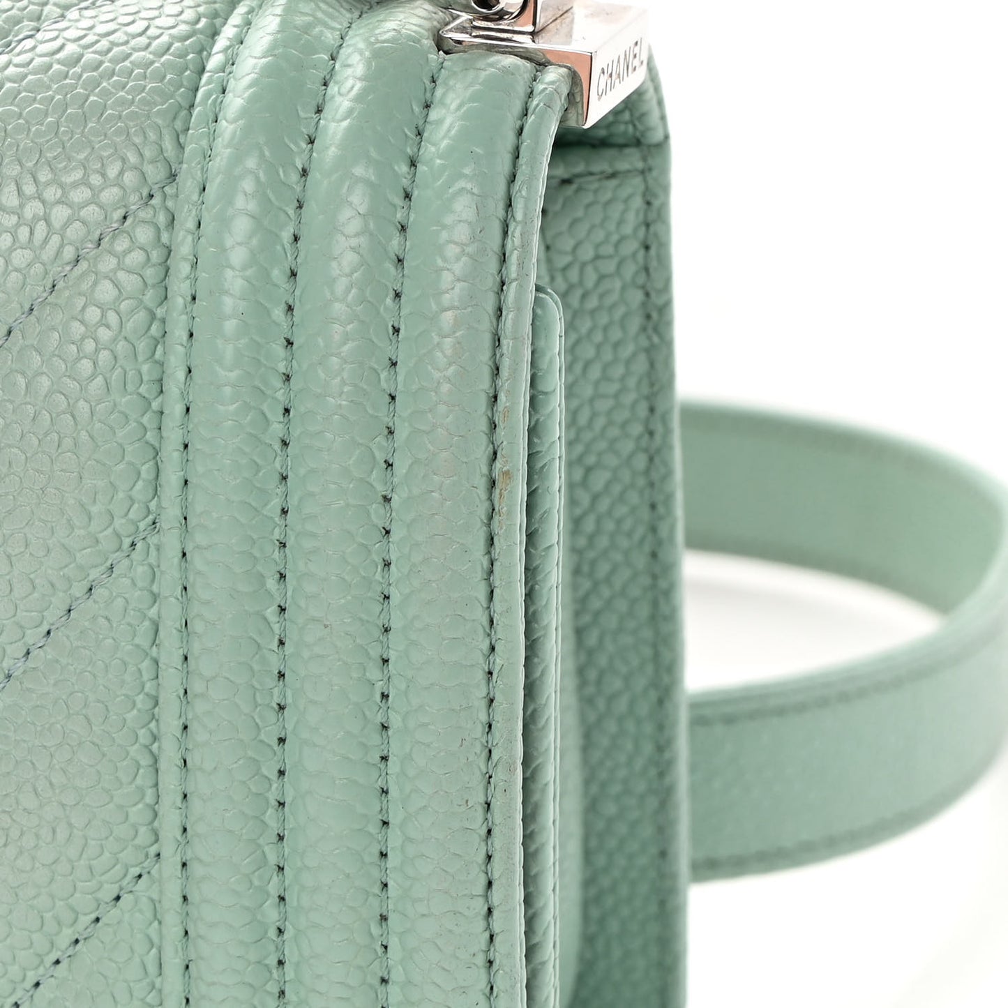 Caviar Chevron Quilted Small Boy Flap Green