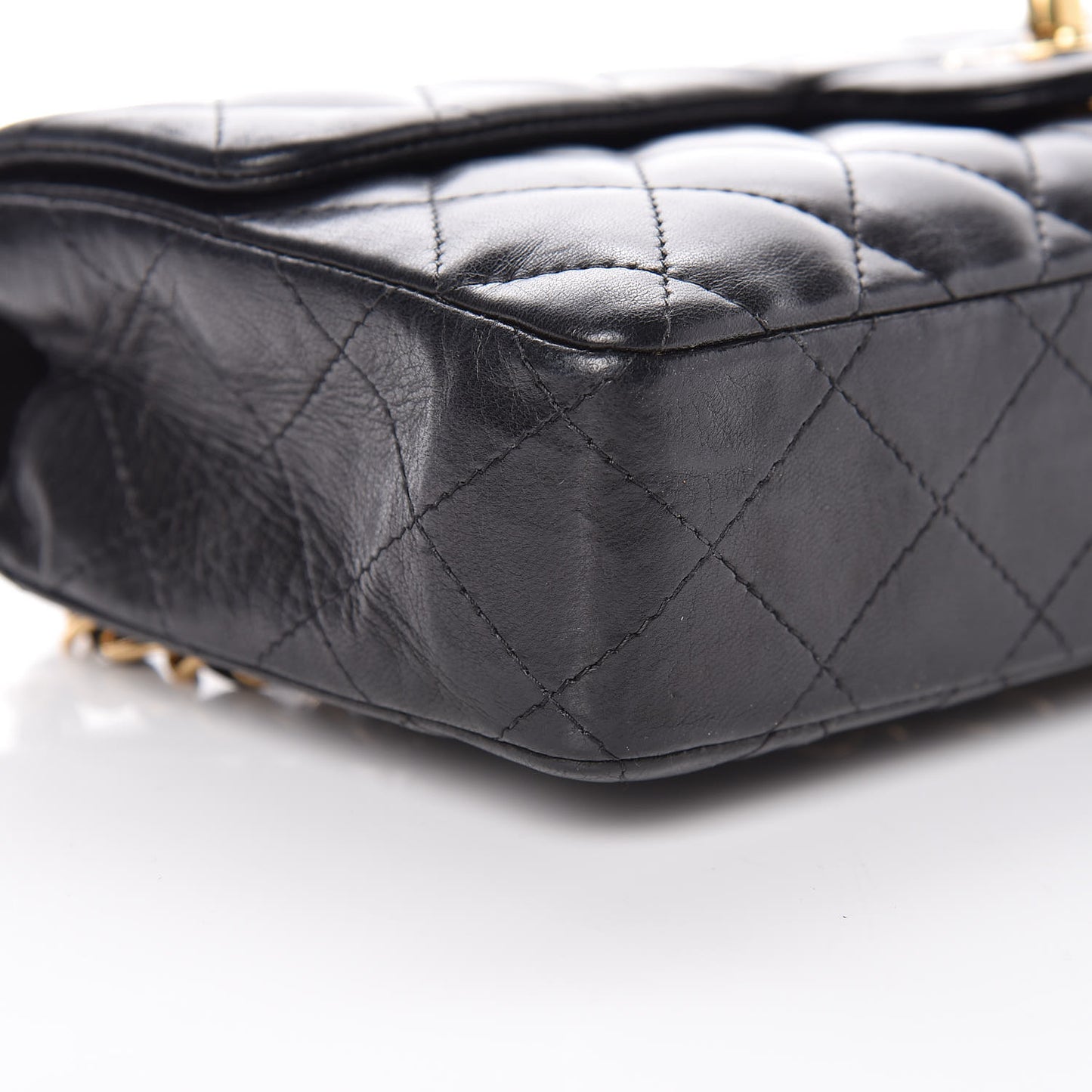Lambskin Quilted East West Flap Black