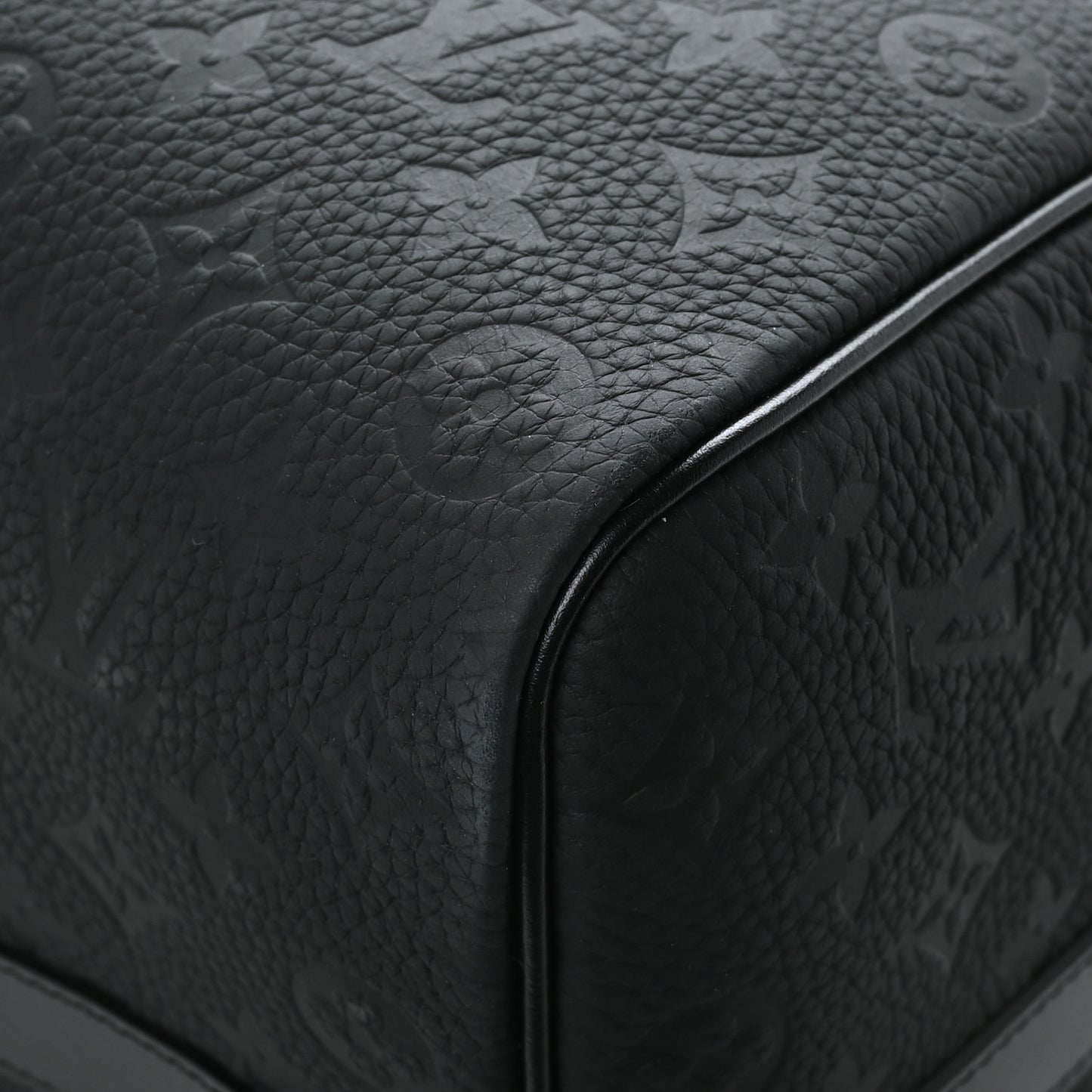 Taurillon Monogram Keepall Bandouliere 50 Black