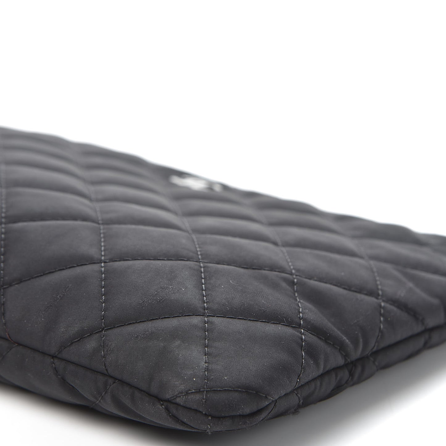 Nylon Quilted Medium Cosmetic Case Black