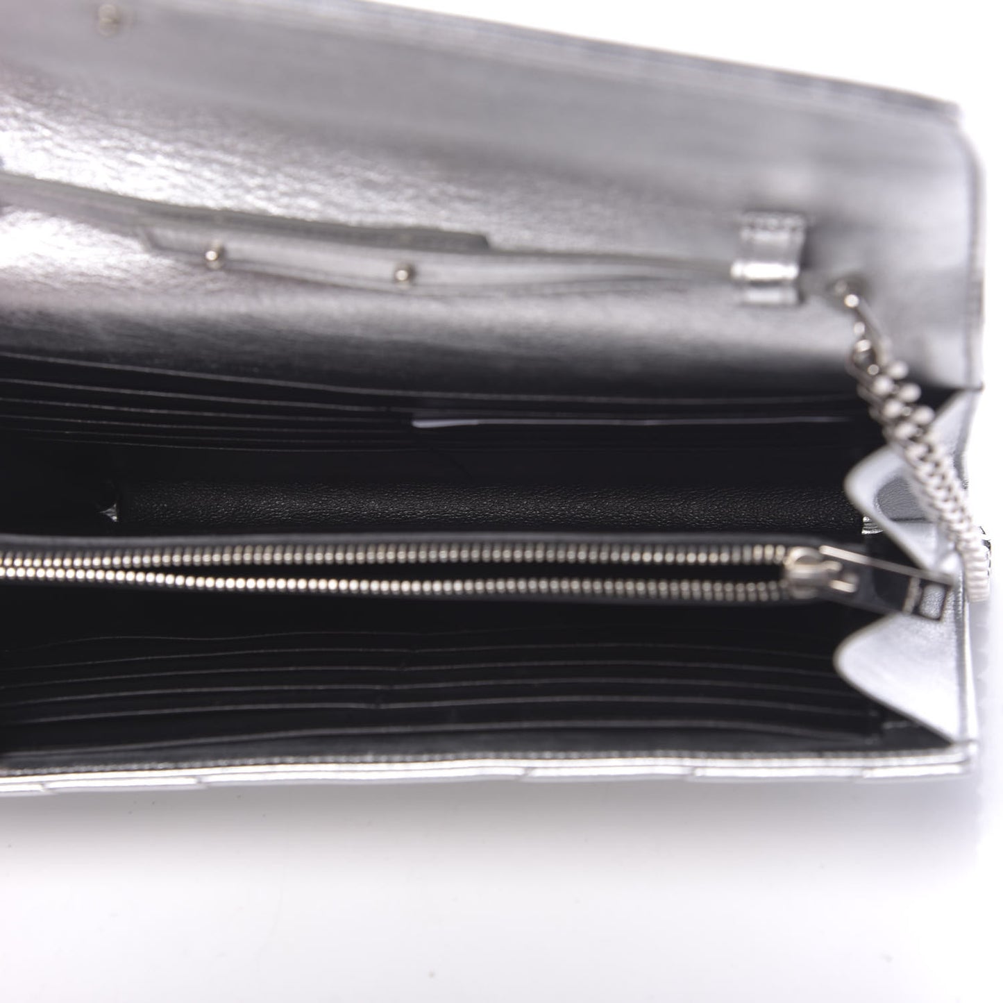 Metallic Lambskin Matelasse Chevron Monogram Chain Wallet Argento