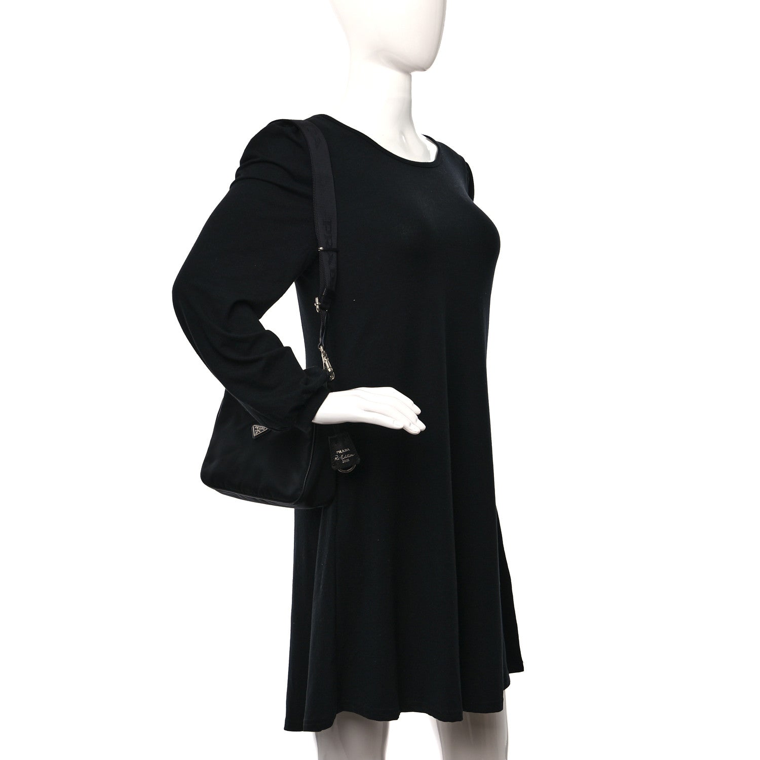 Prada Nylon Re-Edition 2005 Shoulder Bag Black 2 of 8