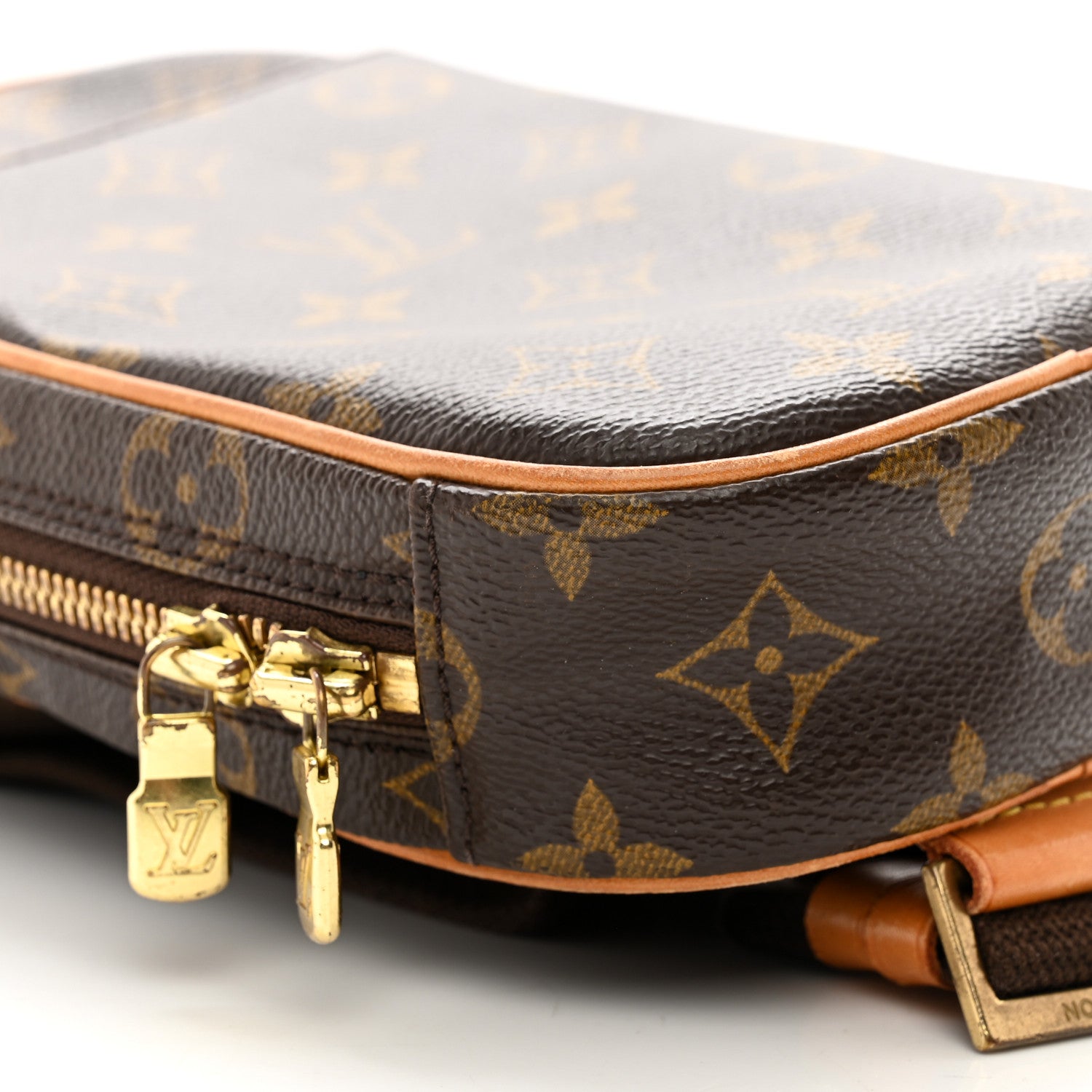 Louis Vuitton Monogram Pochette Gange 9 of 10