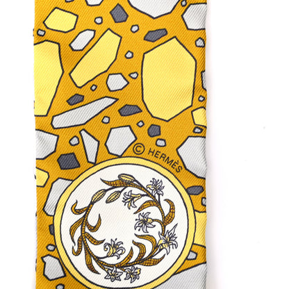 Hermes Silk La Danse Des Amazones Twilly Gris White Gold 3 of 4