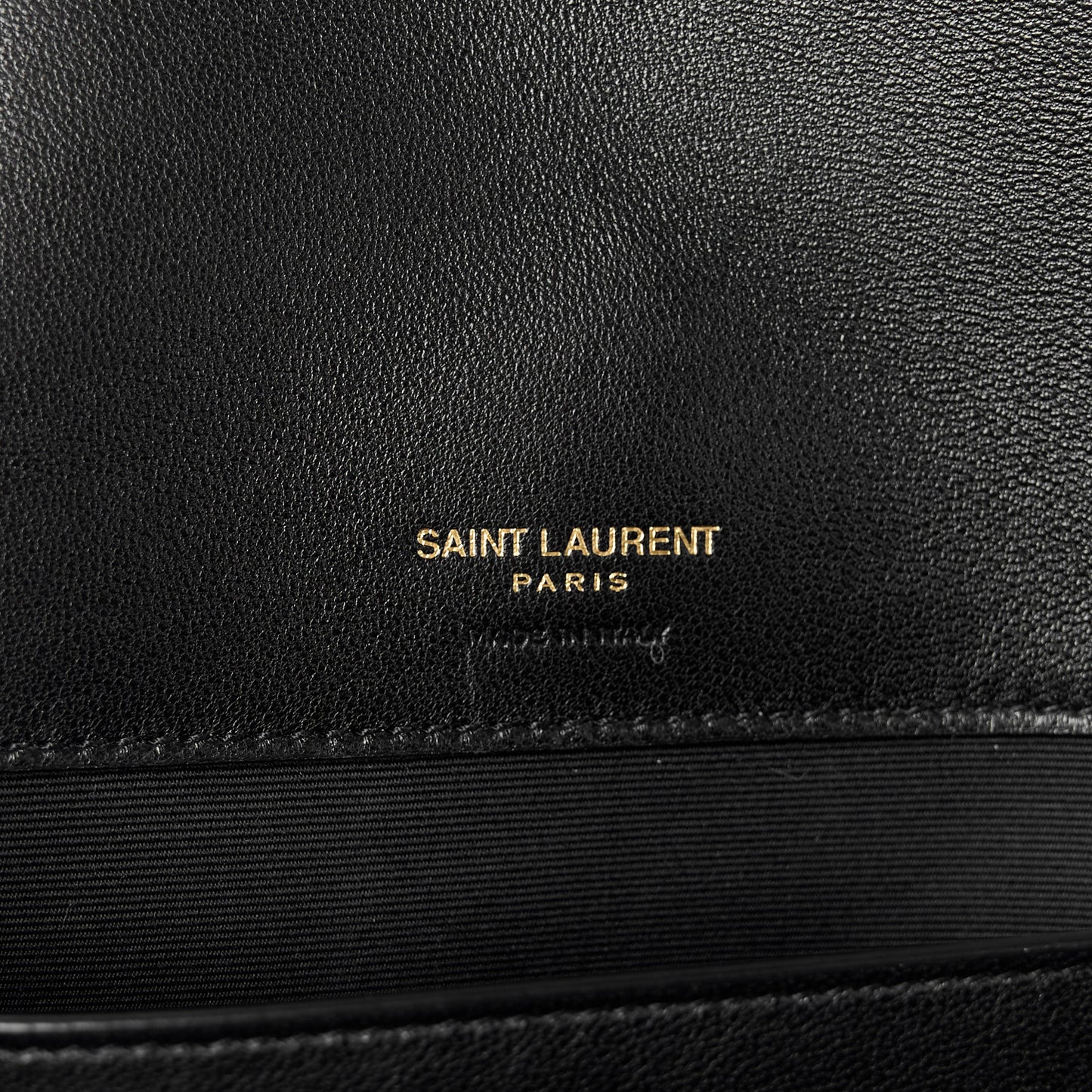 Lambskin Chevron Quilted Medium Loulou Black