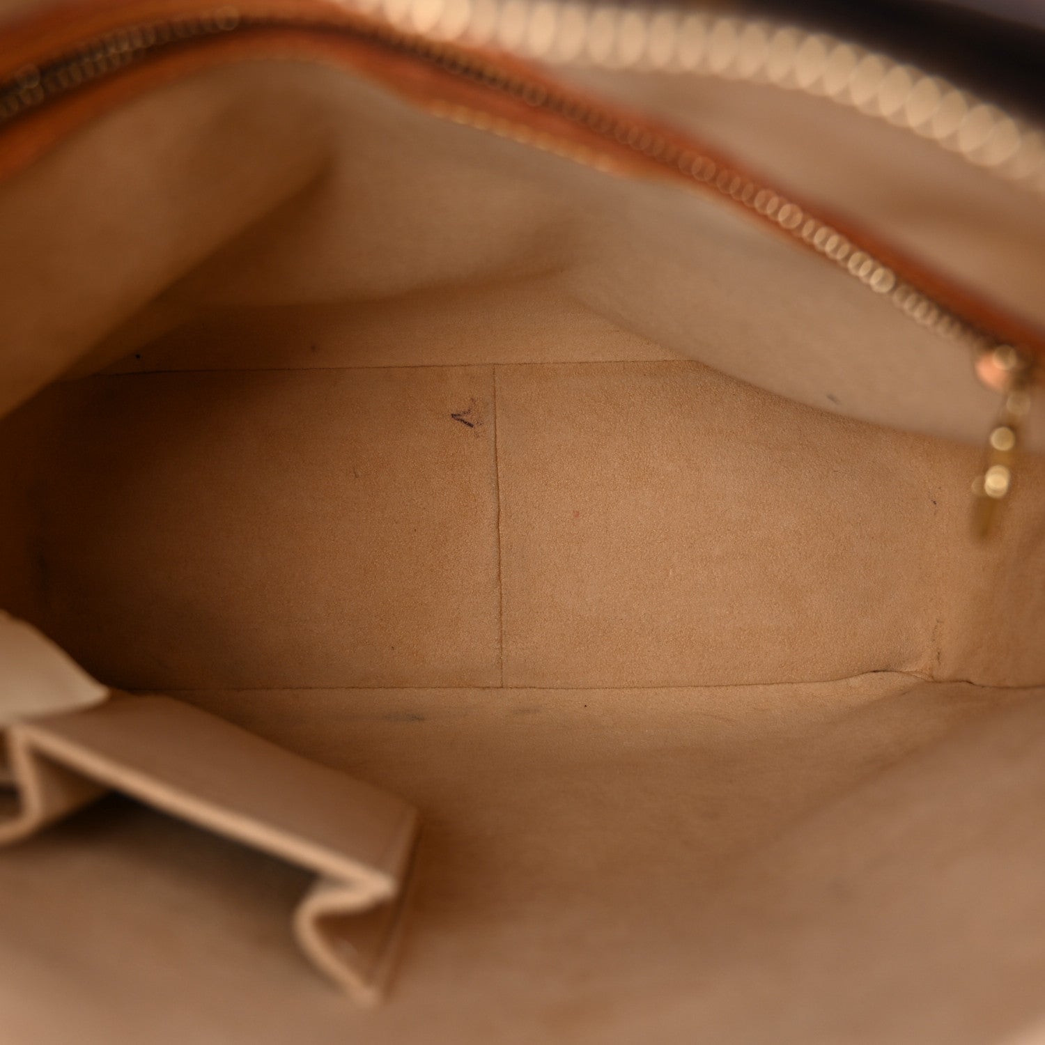Louis Vuitton Monogram Looping GM 5 of 10