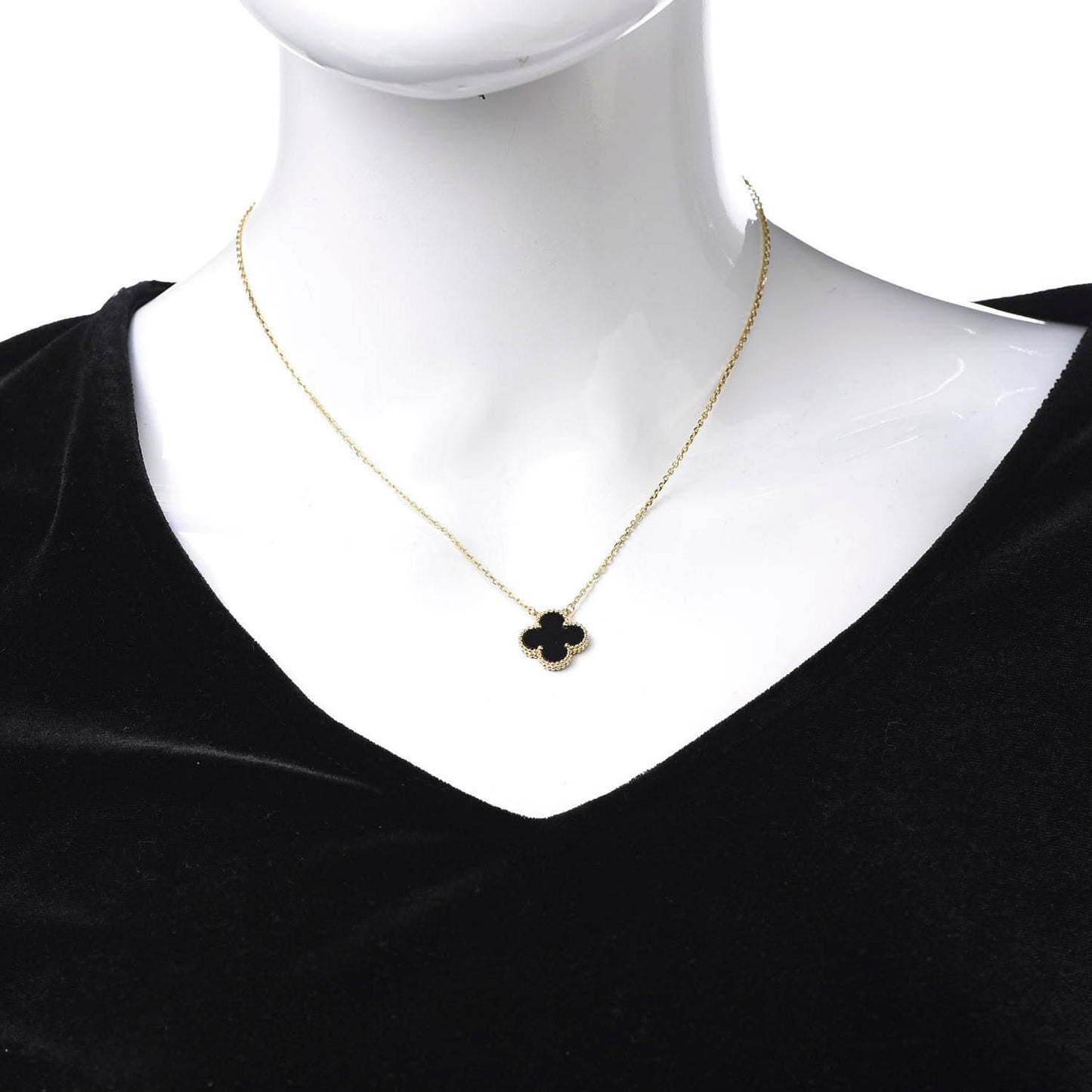 18K Yellow Gold Black Onyx Vintage Alhambra Pendant Necklace